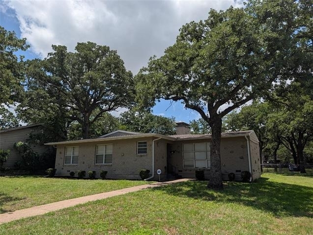4800 Dunlap Drive - Photo 1