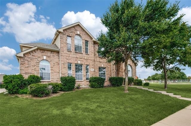 323 Del Cano Drive - Photo 1