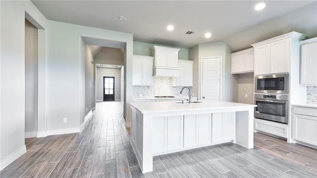 1730 Holmwood Drive - Photo 2