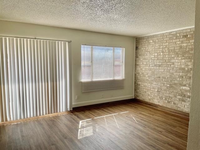 2310 Chapel Hill Lane - Photo 8