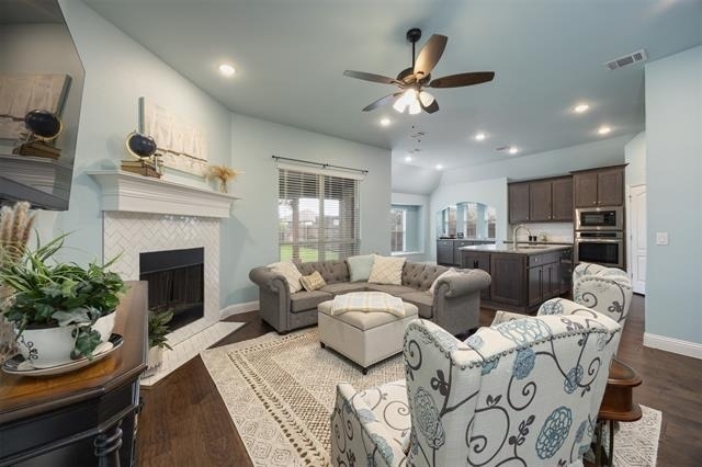 1416 Alexander Drive - Photo 11