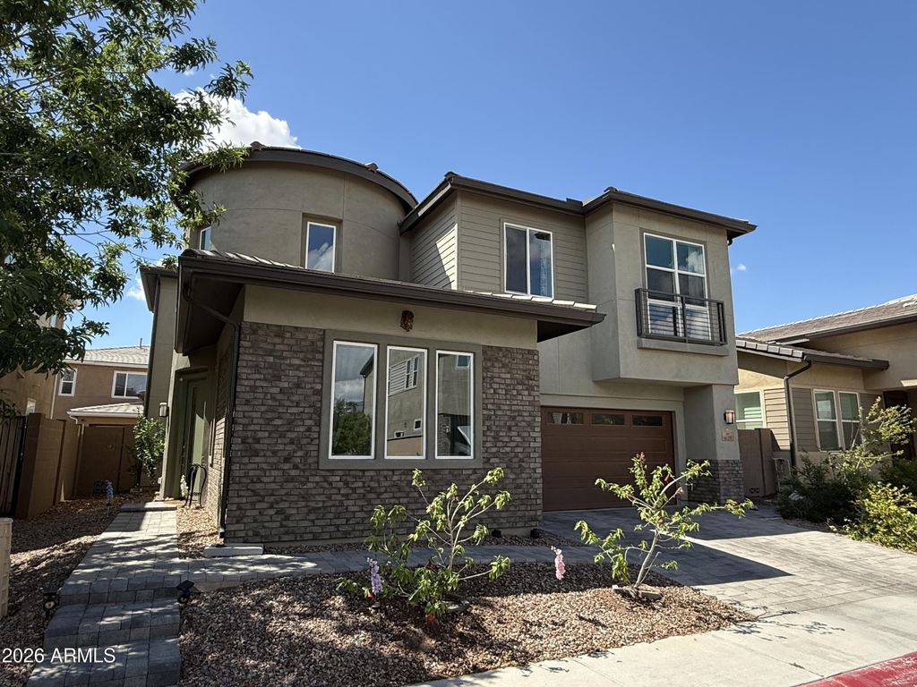 1729 W Myrna Lane - Photo 1