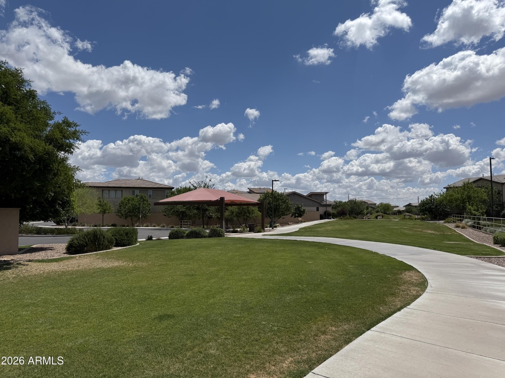 1729 W Myrna Lane - Photo 45