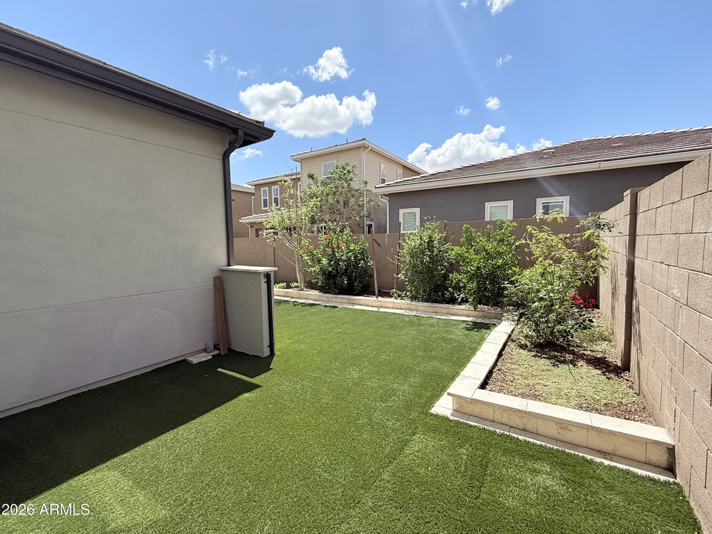 1729 W Myrna Lane - Photo 41