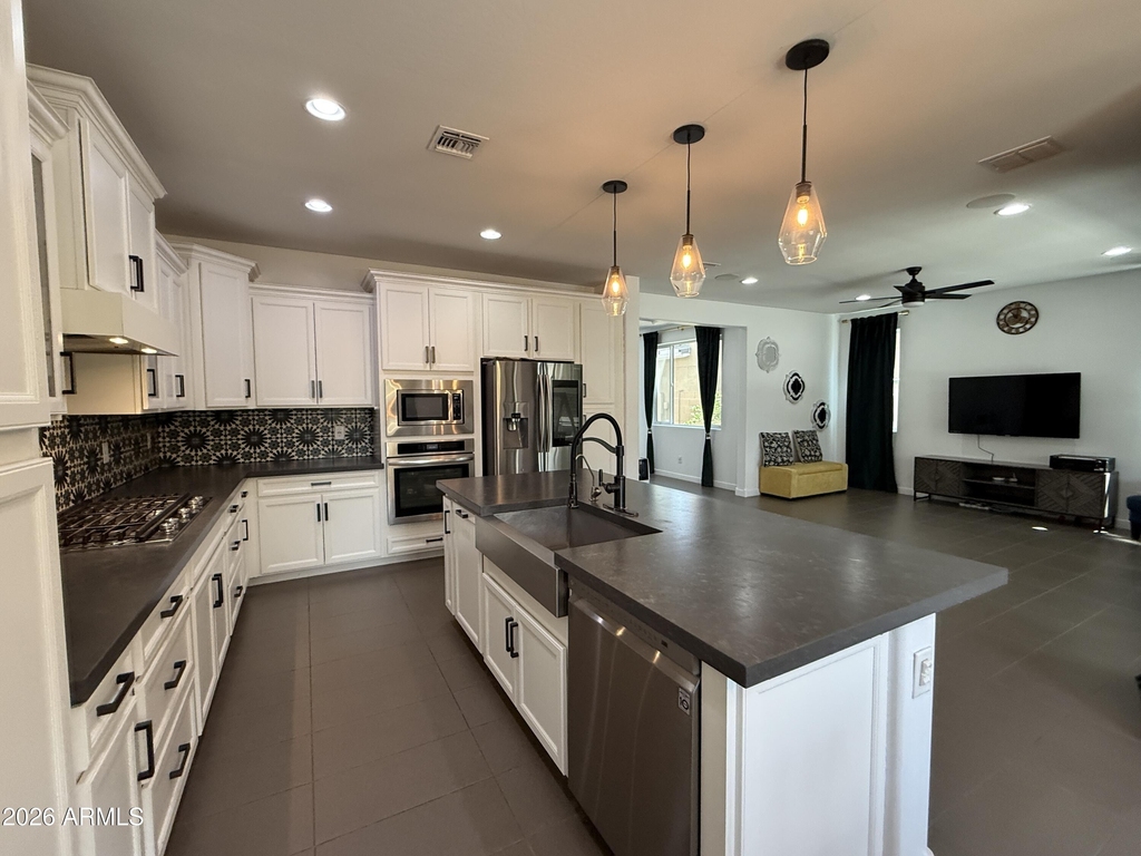 1729 W Myrna Lane - Photo 12