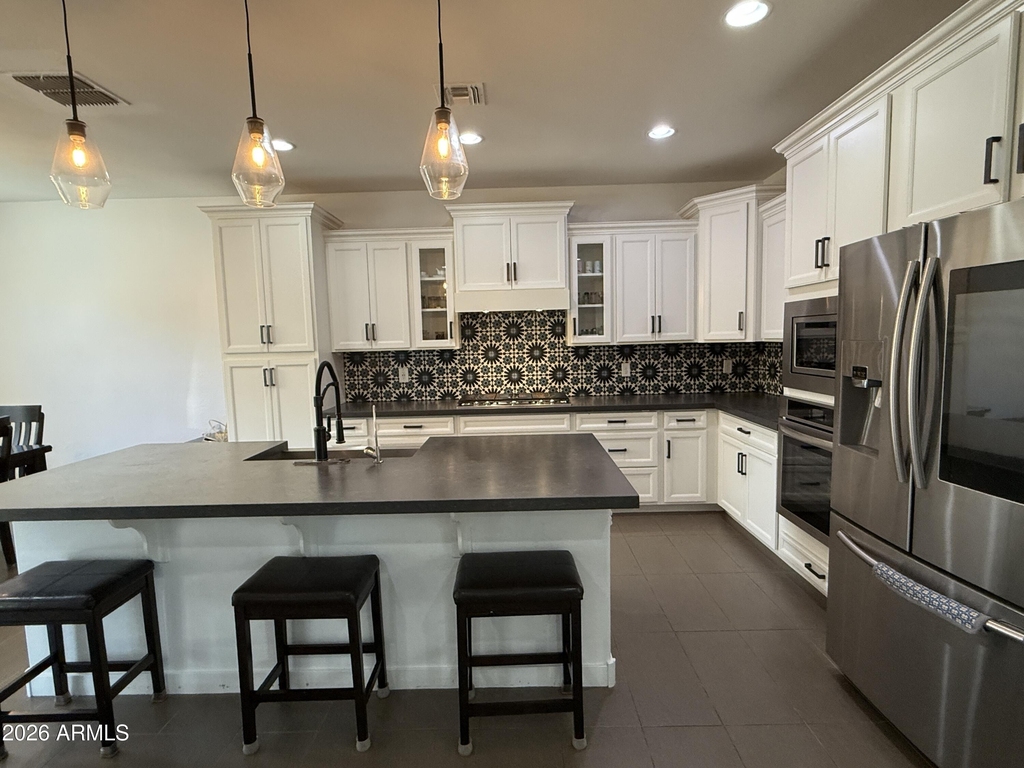 1729 W Myrna Lane - Photo 9