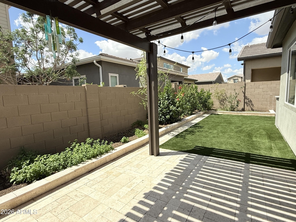 1729 W Myrna Lane - Photo 39