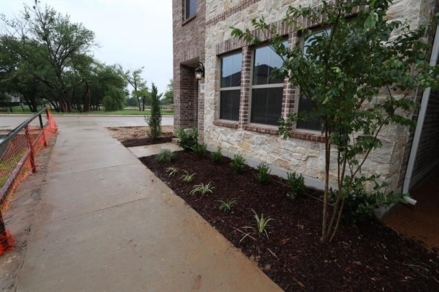 833 Tennessee Drive - Photo 1