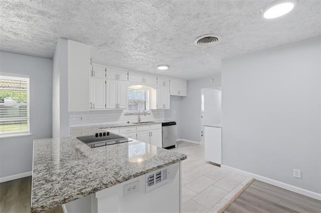 2120 Nottingham Boulevard - Photo 9