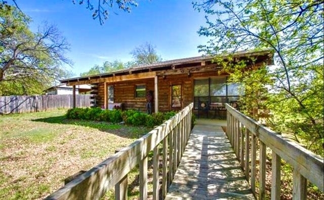 1126 Kingston Drive - Photo 3