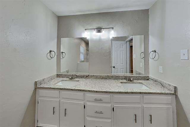 4300 Spring Hill Lane - Photo 14