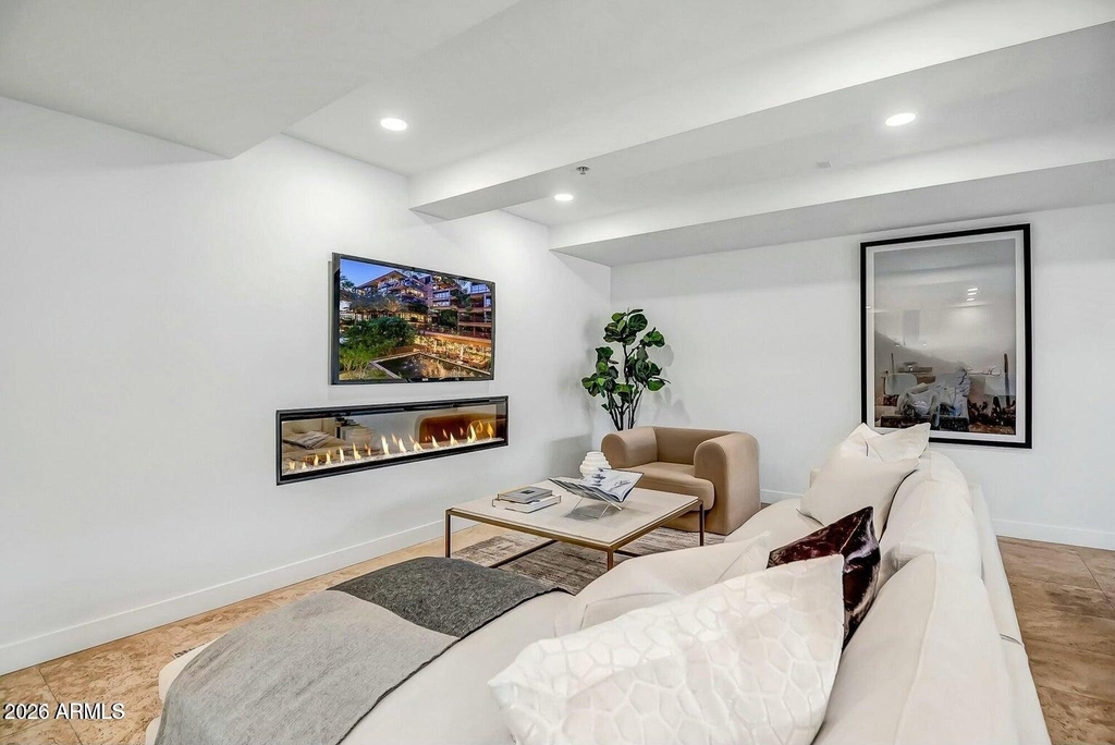 7121 E Rancho Vista Drive - Photo 4