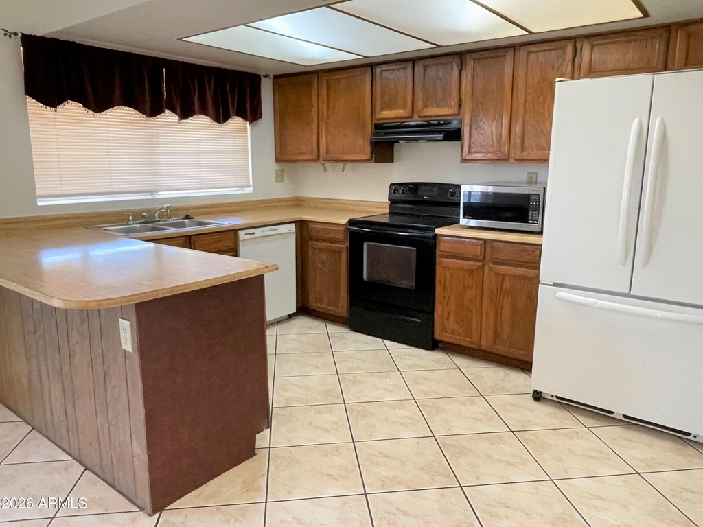 4746 W Aster Drive - Photo 6