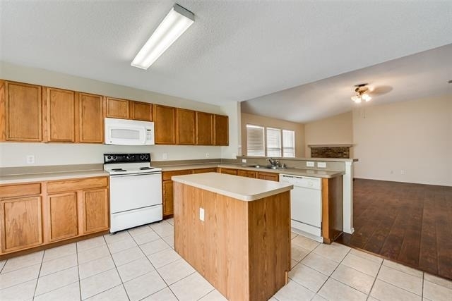 1629 Thornhill Lane - Photo 12