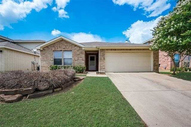 1629 Thornhill Lane - Photo 0