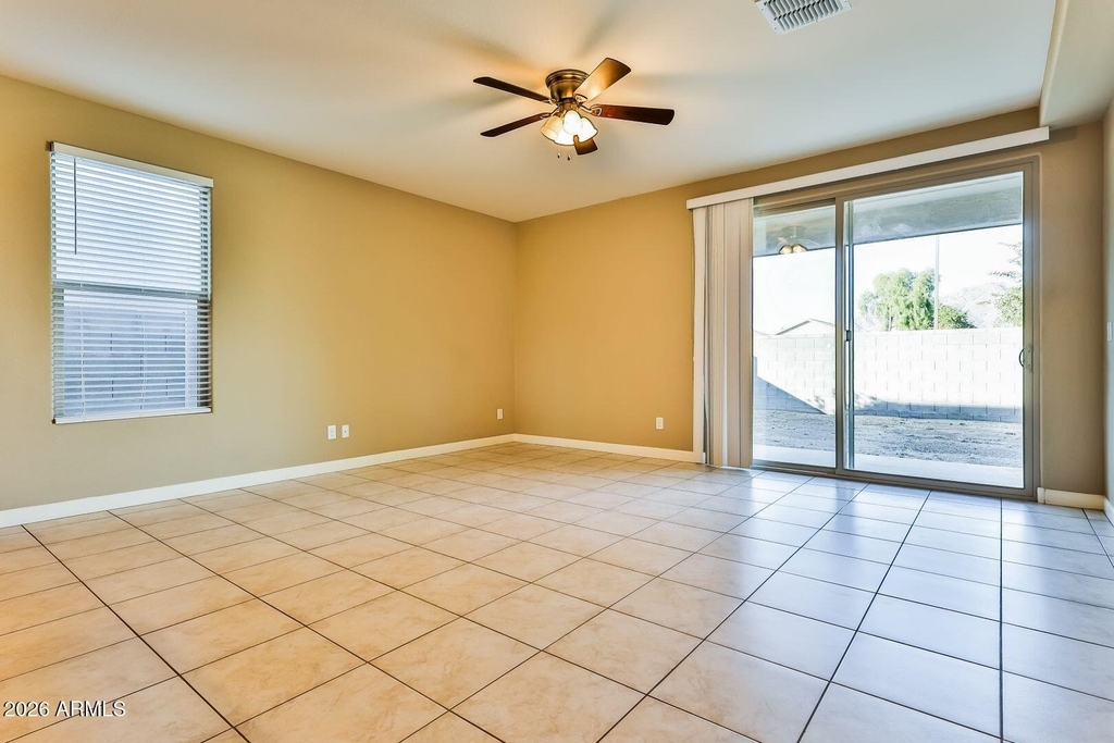 33256 N Jamie Lane - Photo 2
