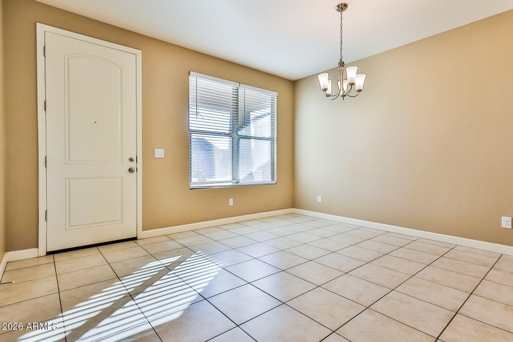 33256 N Jamie Lane - Photo 3