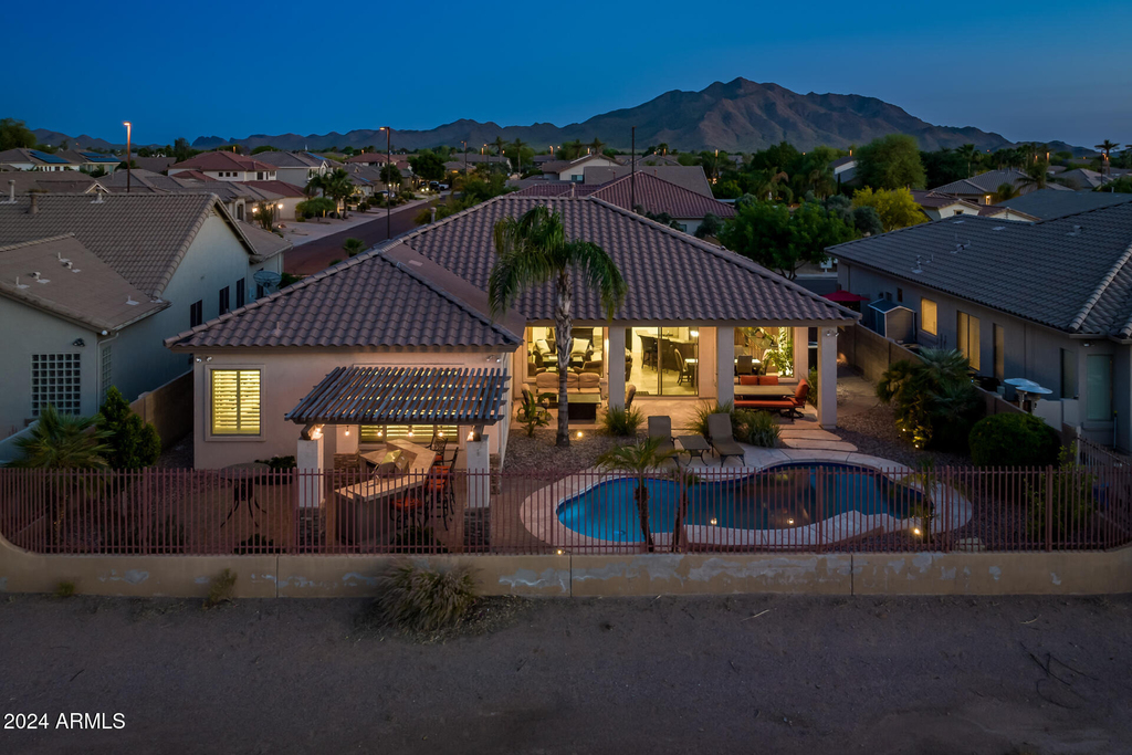 4176 E Clubview Drive - Photo 18