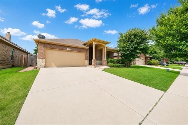3121 Hornbeam Street - Photo 3
