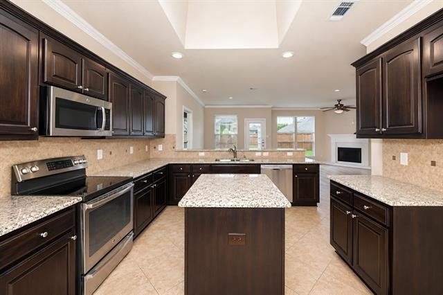 3121 Hornbeam Street - Photo 14