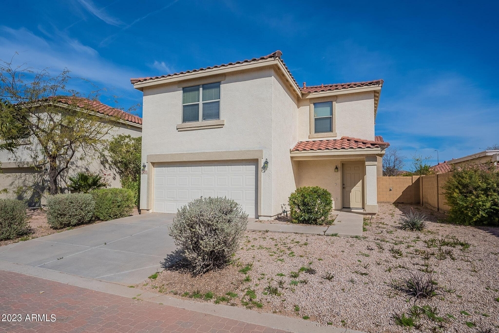 2420 E Gleneagle Drive - Photo 2