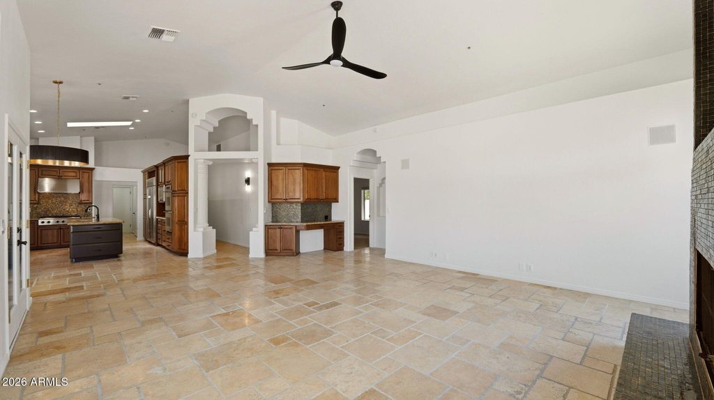 8638 E Dahlia Drive - Photo 18