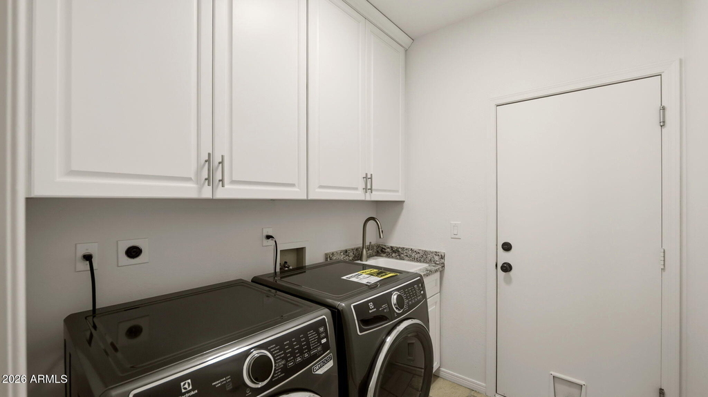 8638 E Dahlia Drive - Photo 40