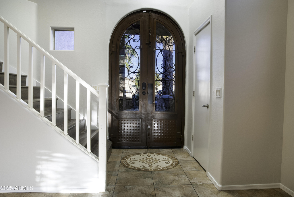 42275 W Calle Street - Photo 1
