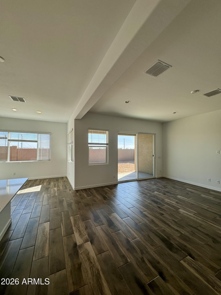 3173 W Peak View Road - Photo 4