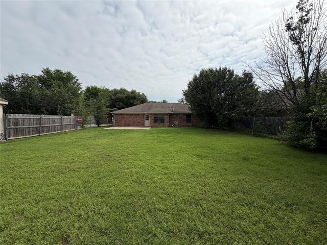 305 Lois Street - Photo 19