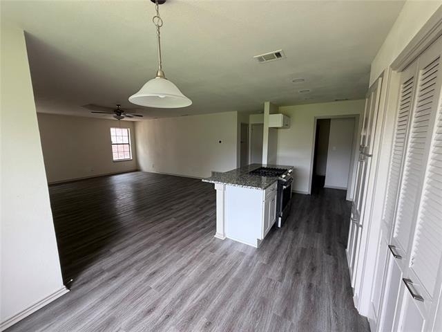 305 Lois Street - Photo 5