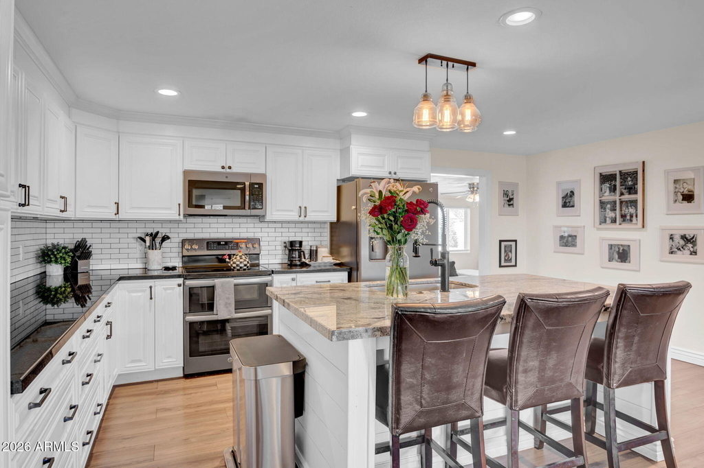14446 N 40th Place - Photo 10