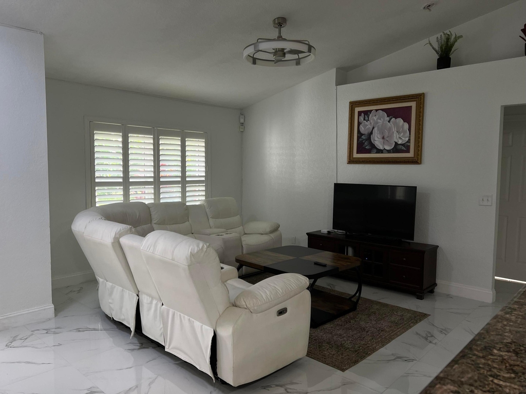 12403 N 87th St Street N - Photo 5