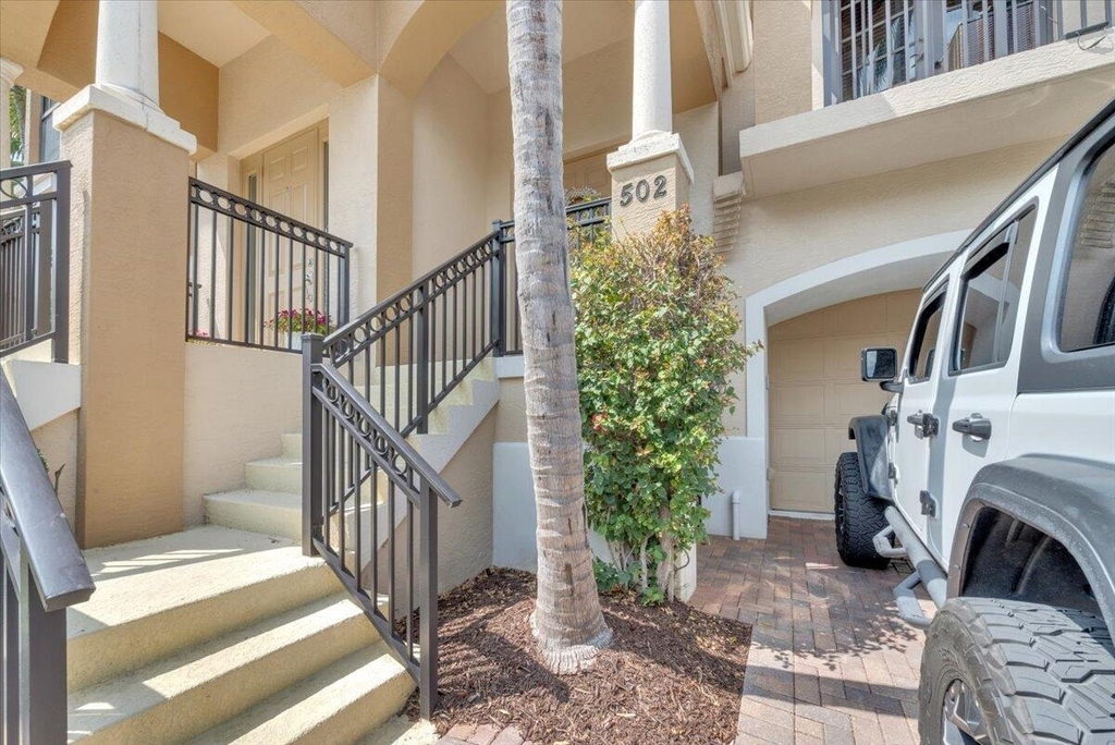 502 Del Sol Circle - Photo 4