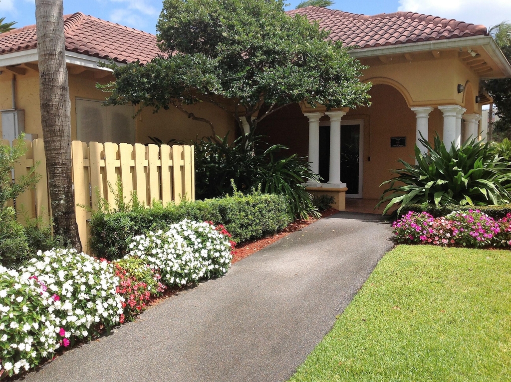 1915 Lavers Circle - Photo 18