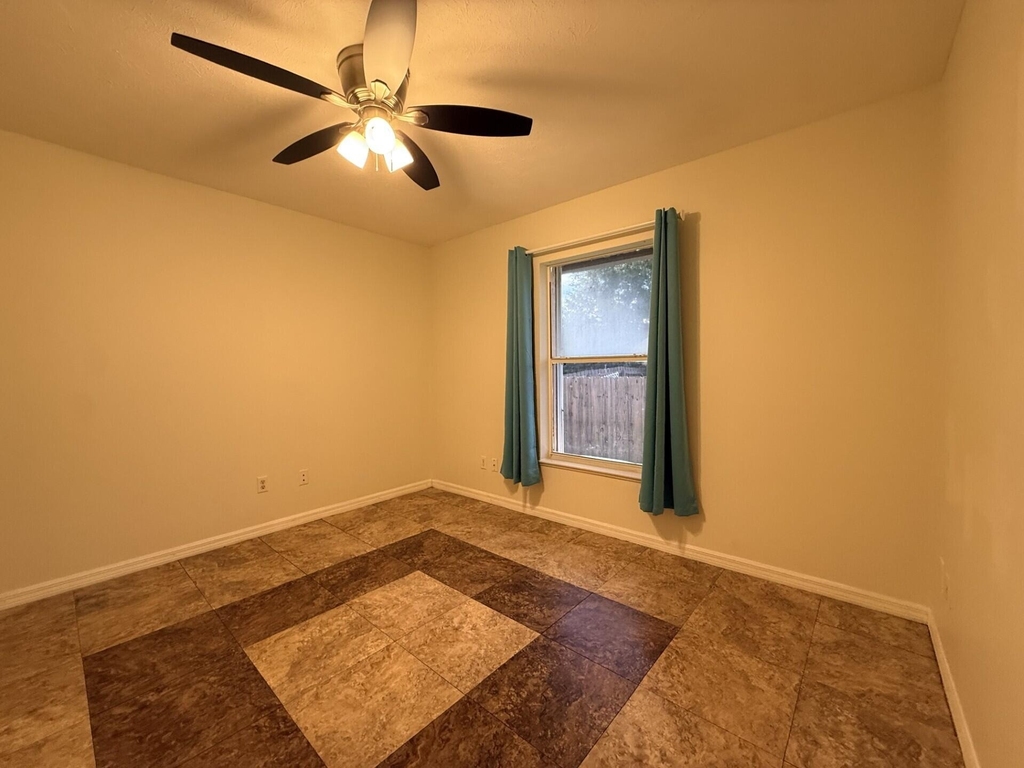 790 Se Ablett Lane - Photo 15