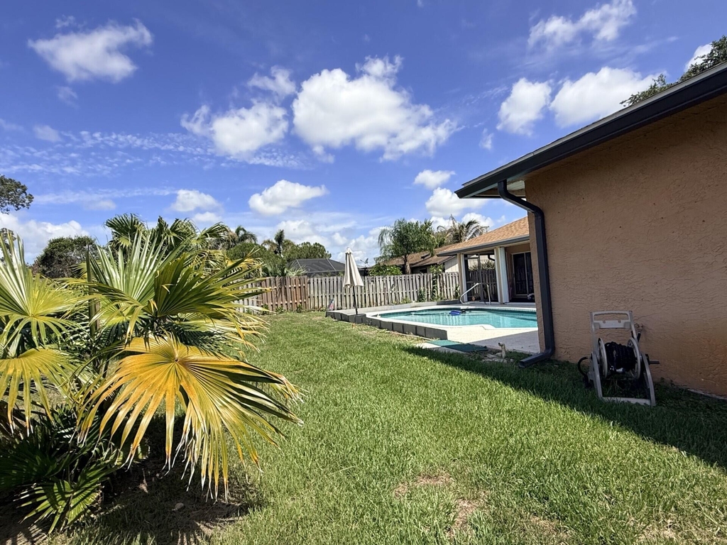 790 Se Ablett Lane - Photo 28