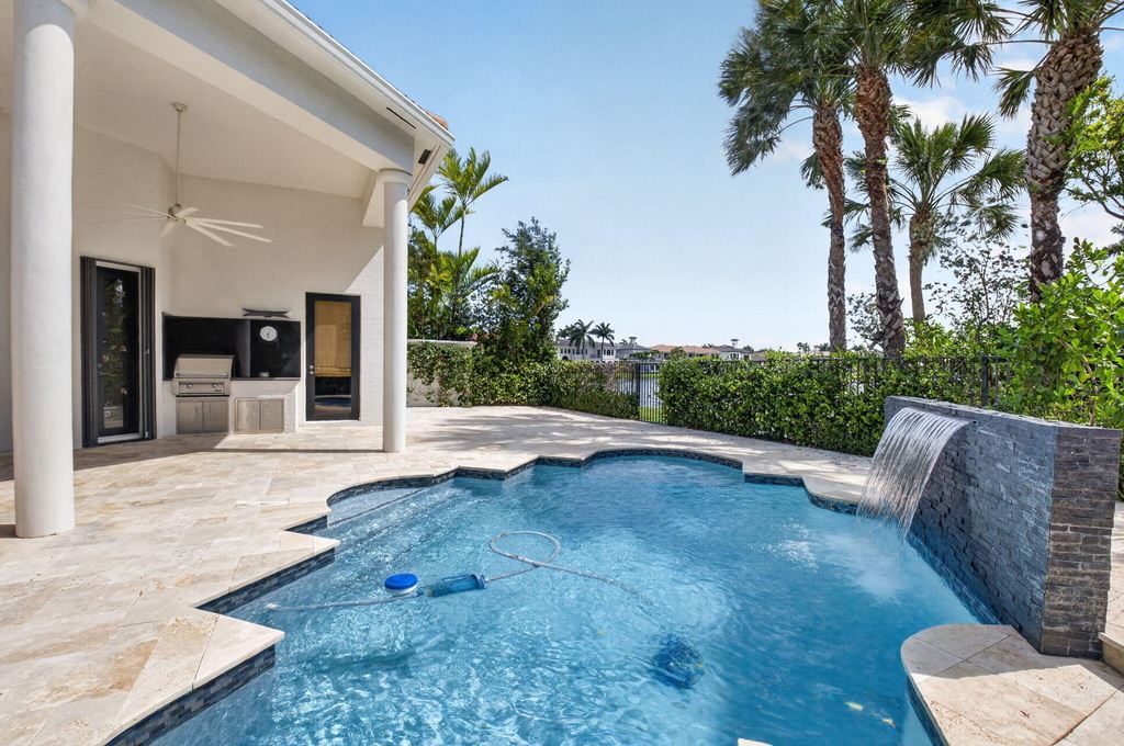 17921 Villa Club Way - Photo 1