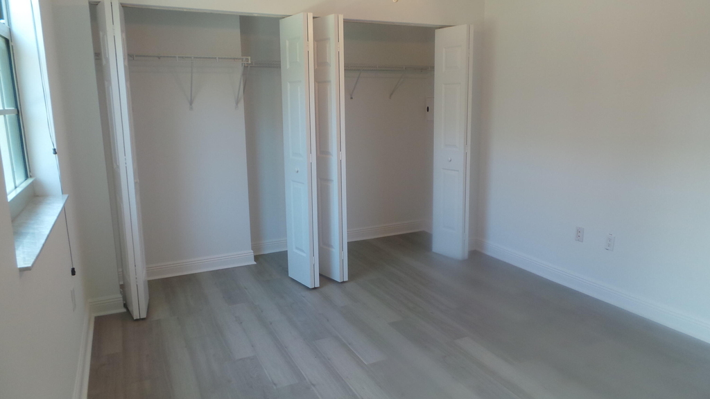 610 Clematis Street - Photo 10