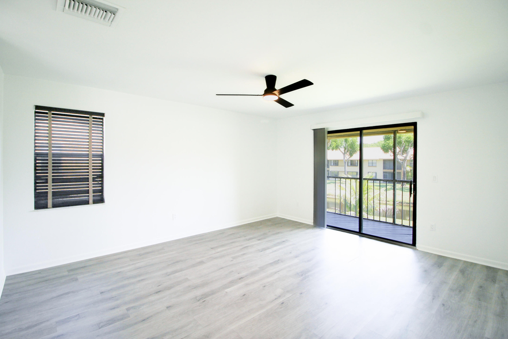 13055 Albright Court - Photo 4
