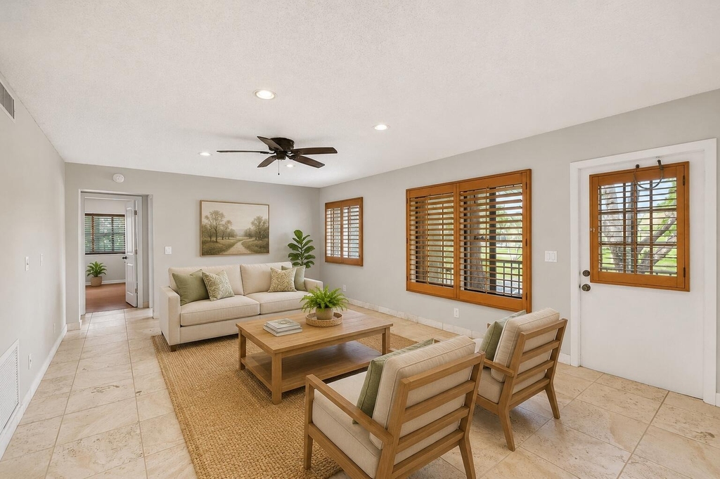 511 Shady Pine Way - Photo 2