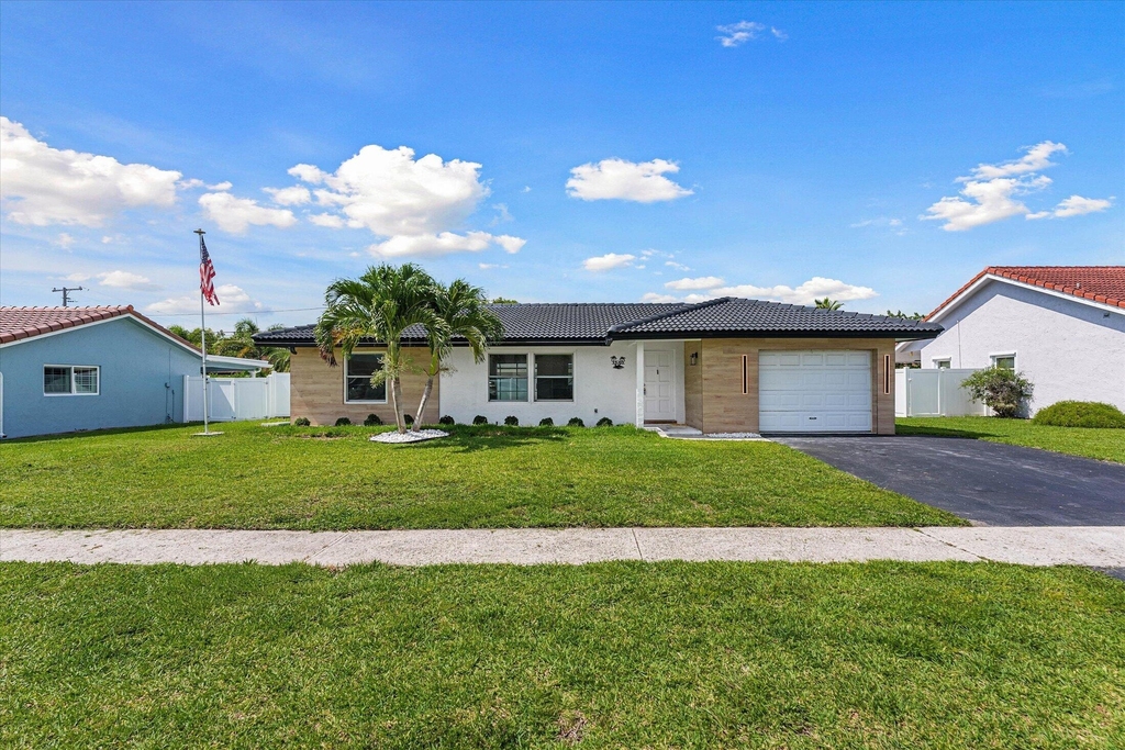 1540 Nw 10th Street - Photo 0