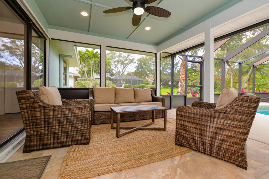 2411 Ne Pinecrest Lakes Boulevard - Photo 29