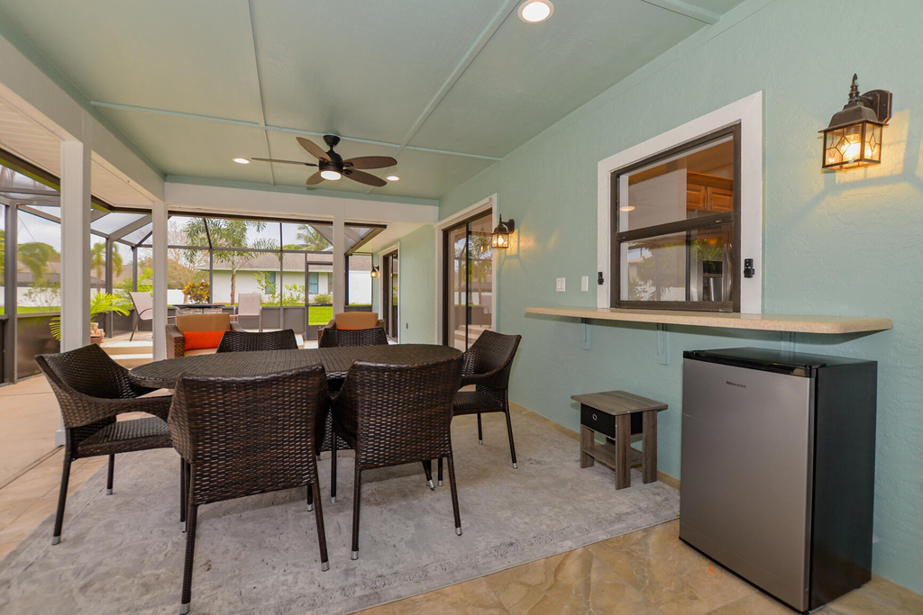 2411 Ne Pinecrest Lakes Boulevard - Photo 30