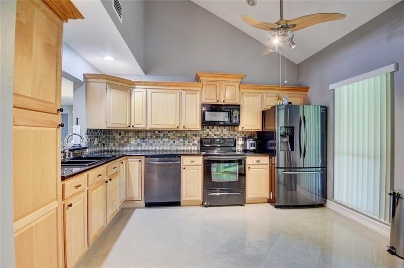 9316 Ketay Circle - Photo 7