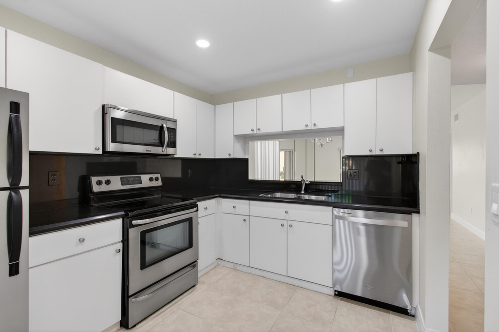 351 Club Circle - Photo 29