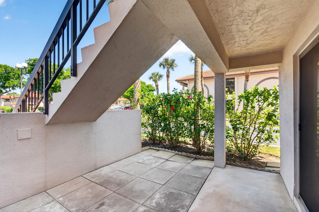 351 Club Circle - Photo 6