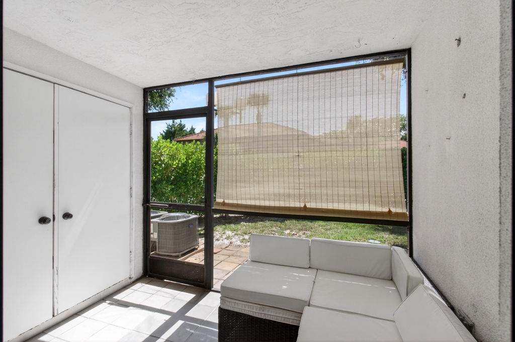 351 Club Circle - Photo 17