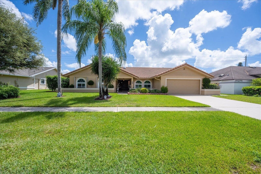 1654 Farmington Circle - Photo 0
