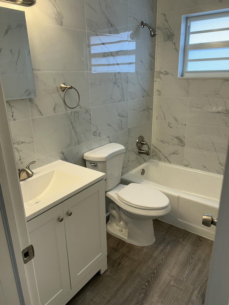 628 N M Street - Photo 13